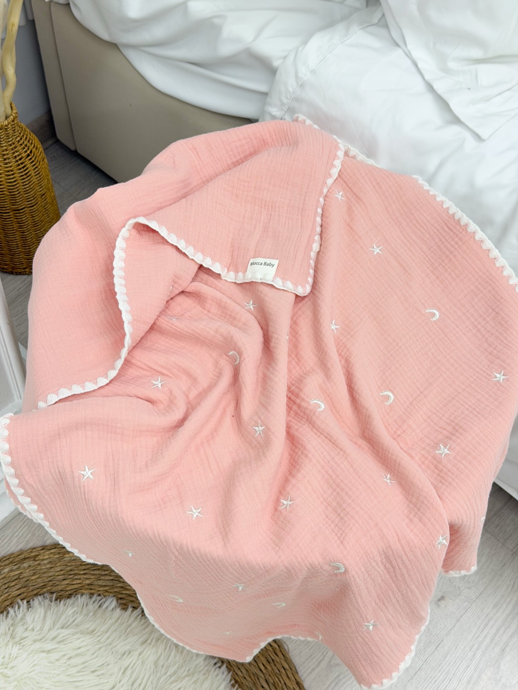 Muslin Blanket · Stars & Moons, Blush