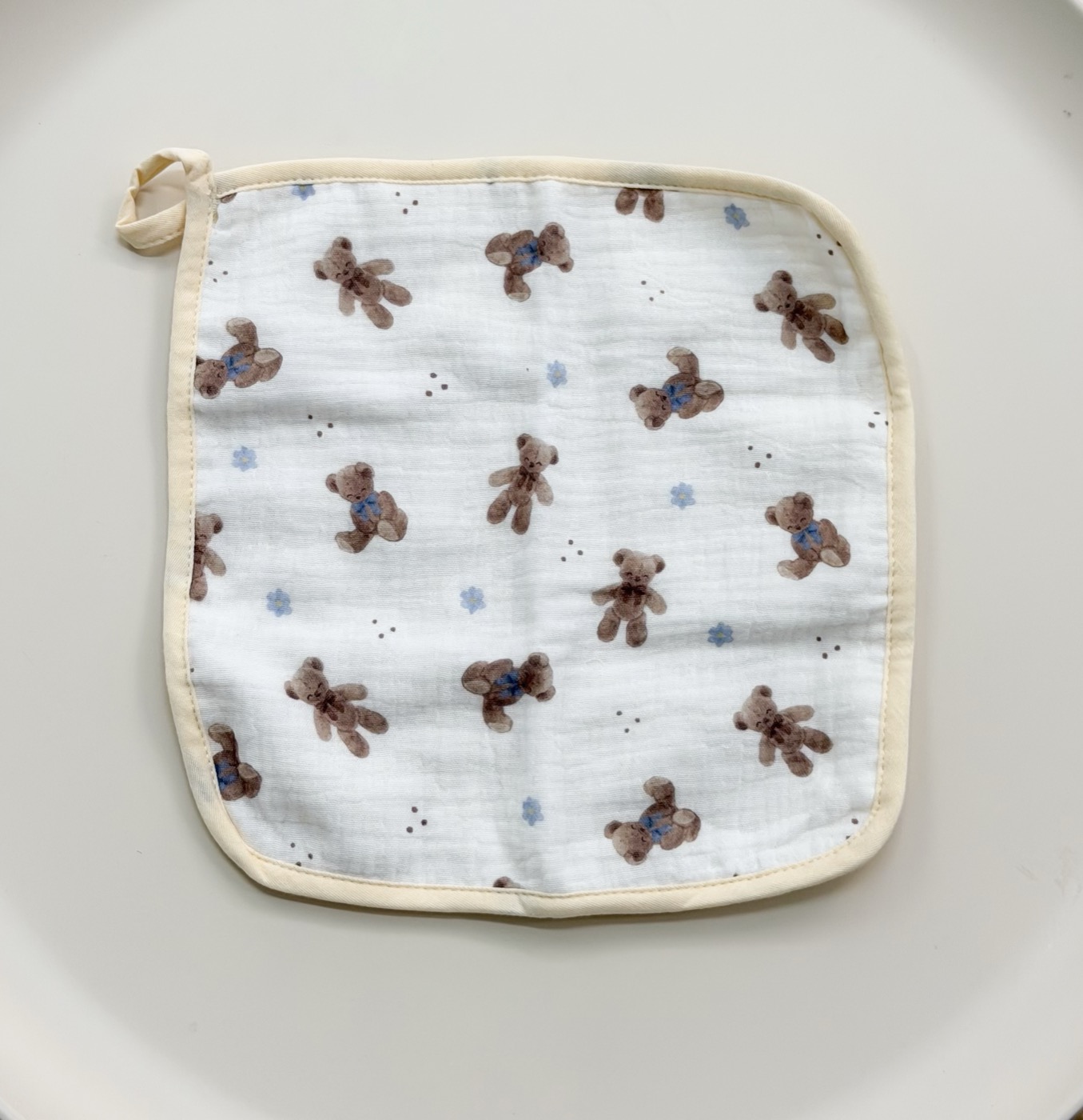 Muslin Cloth · Teddy